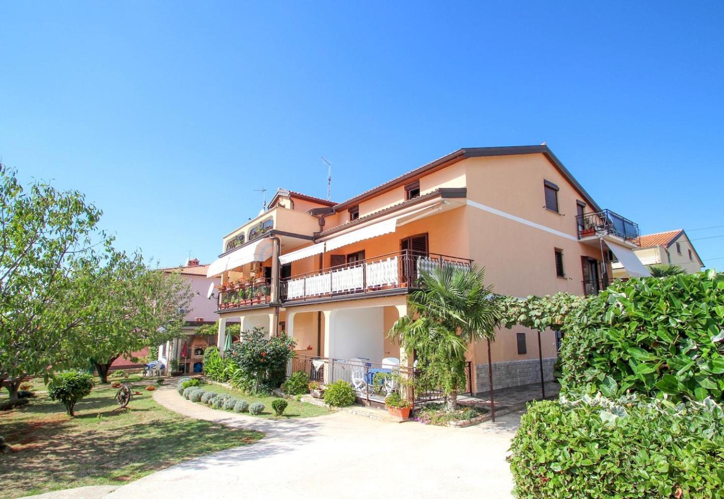 Apartments Maria Novigrad  Bagian luar foto